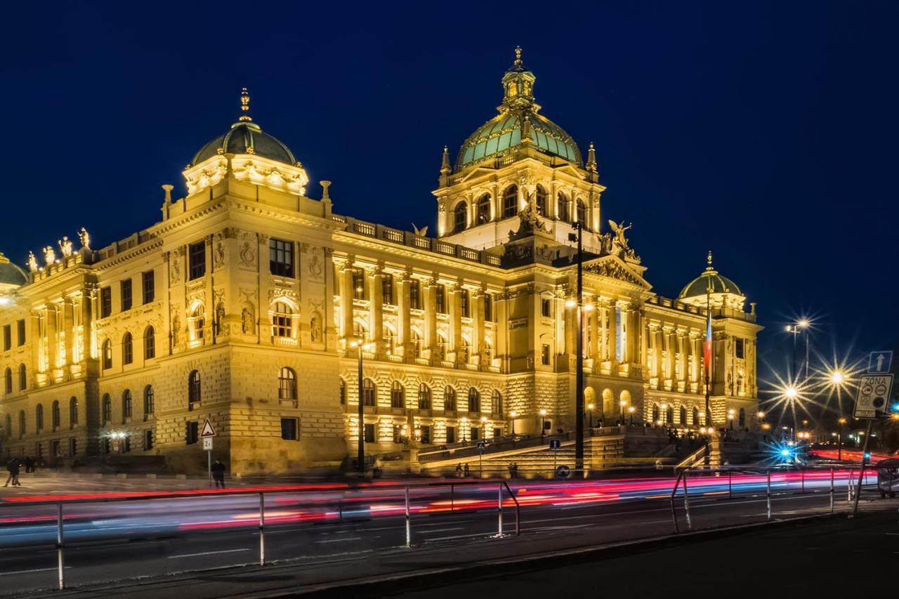 Camo Boutique Apartments Prague Exterior photo